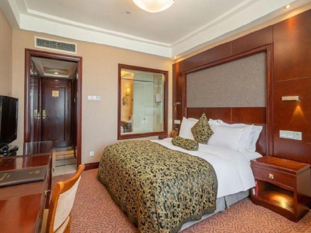 Yantai Golden Gulf Hotel Exteriör bild