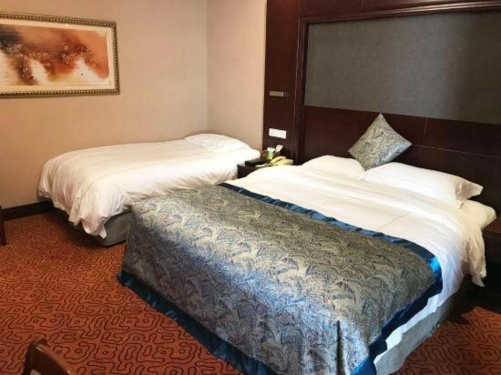 Yantai Golden Gulf Hotel Exteriör bild