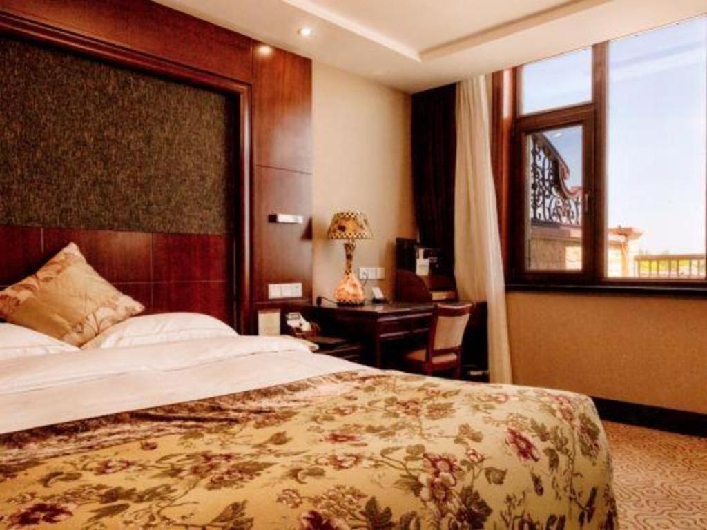 Yantai Golden Gulf Hotel Exteriör bild